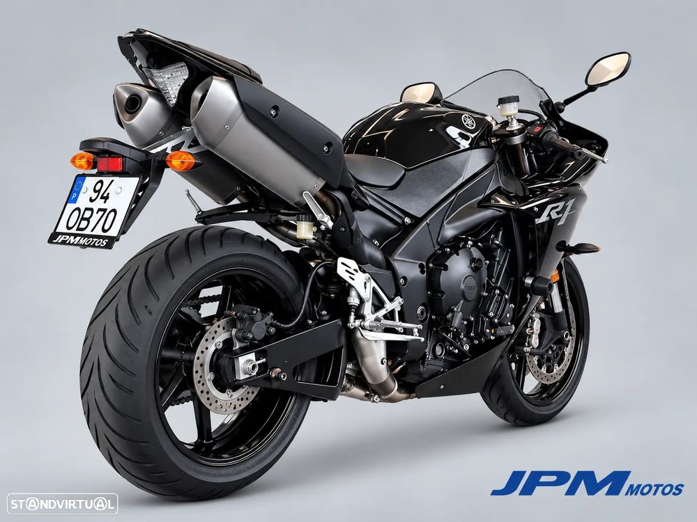 Yamaha YZF R1 - 2