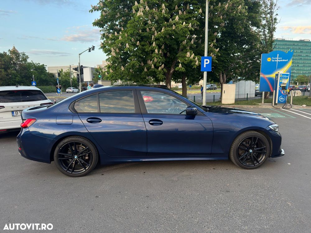 BMW Seria 3 320i AT - 8