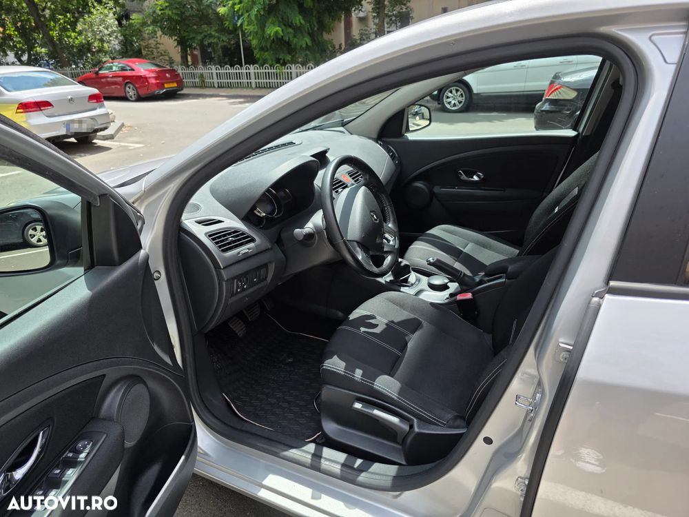 Renault Megane 1.6 16V Expression - 13