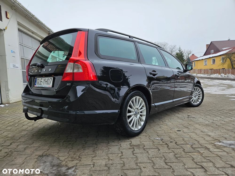 Volvo V70 2.0 Summum - 2