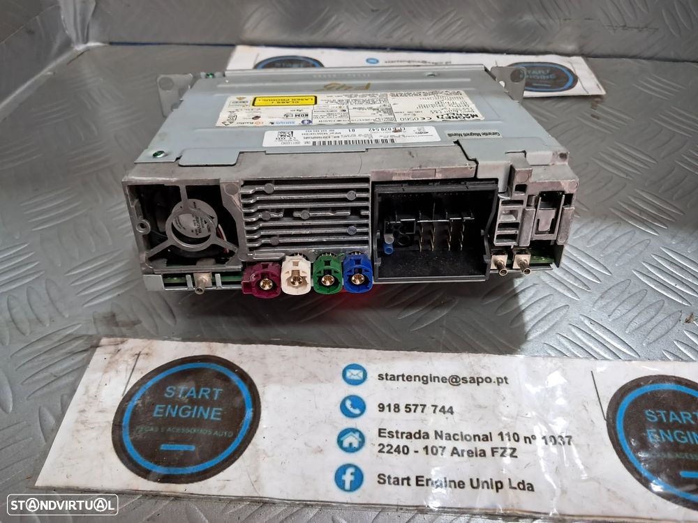 Radio GPS basic BMW Serie 3 F30 F31 Serie 1 F20 F21  serie 5 F10 F11 F45 ref. 6820542 - 2