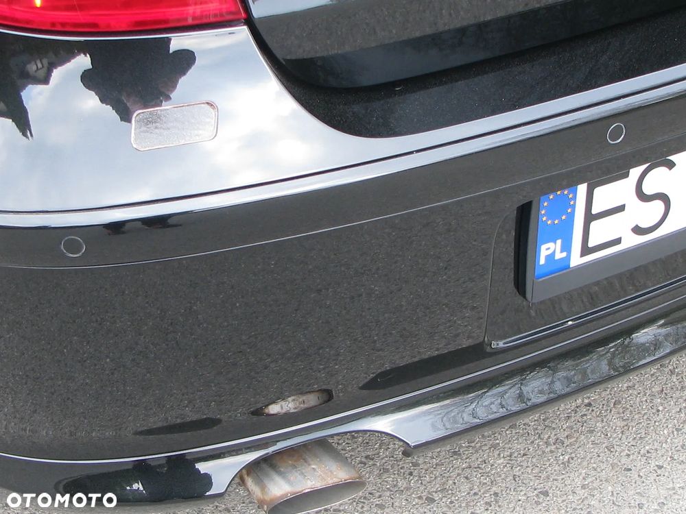 BMW Seria 1 118d DPF - 8