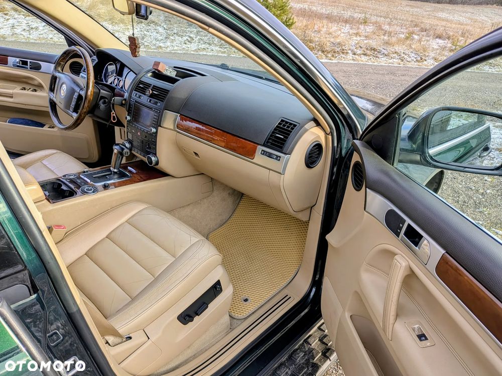 Volkswagen Touareg 3.2 V6 Automatik - 12