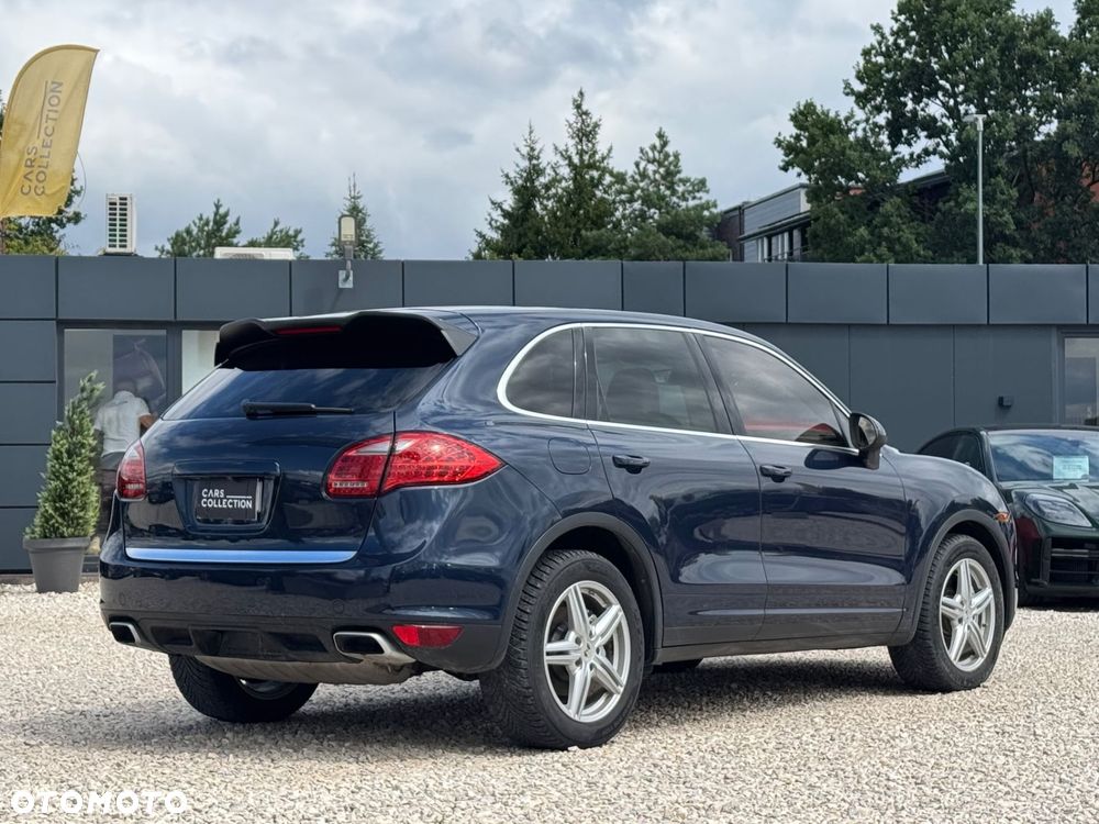 Porsche Cayenne - 5