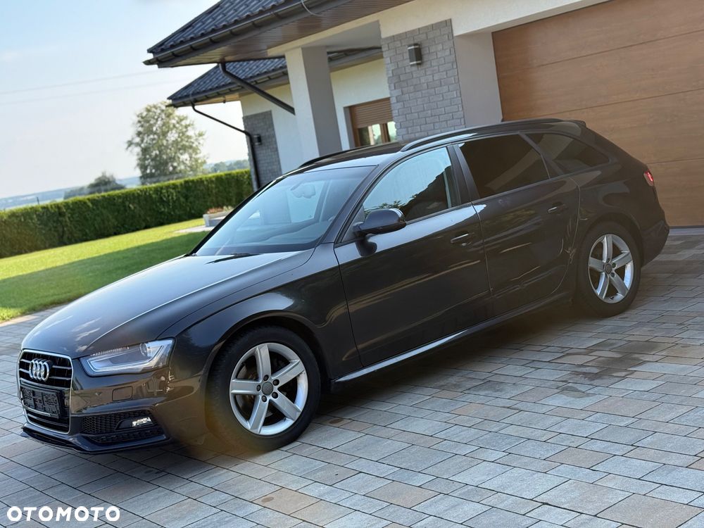 Audi A4 Avant 2.0 TDI DPF multitronic S line Sportpaket - 32