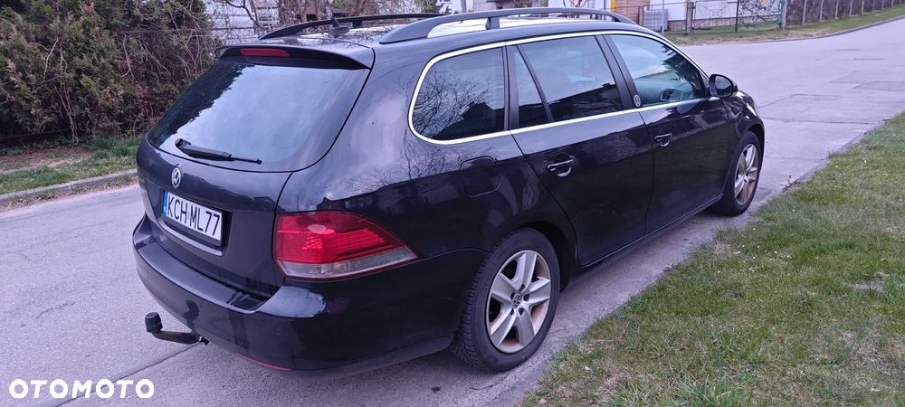 Volkswagen Golf 1.6 TDI DPF Highline - 19