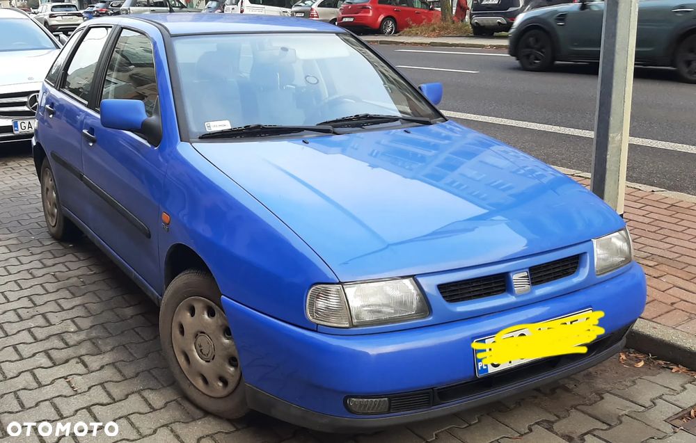 Seat Ibiza 1.0i Select - 3