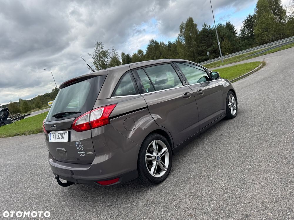 Ford Grand C-MAX 1.6 TDCi Titanium - 17