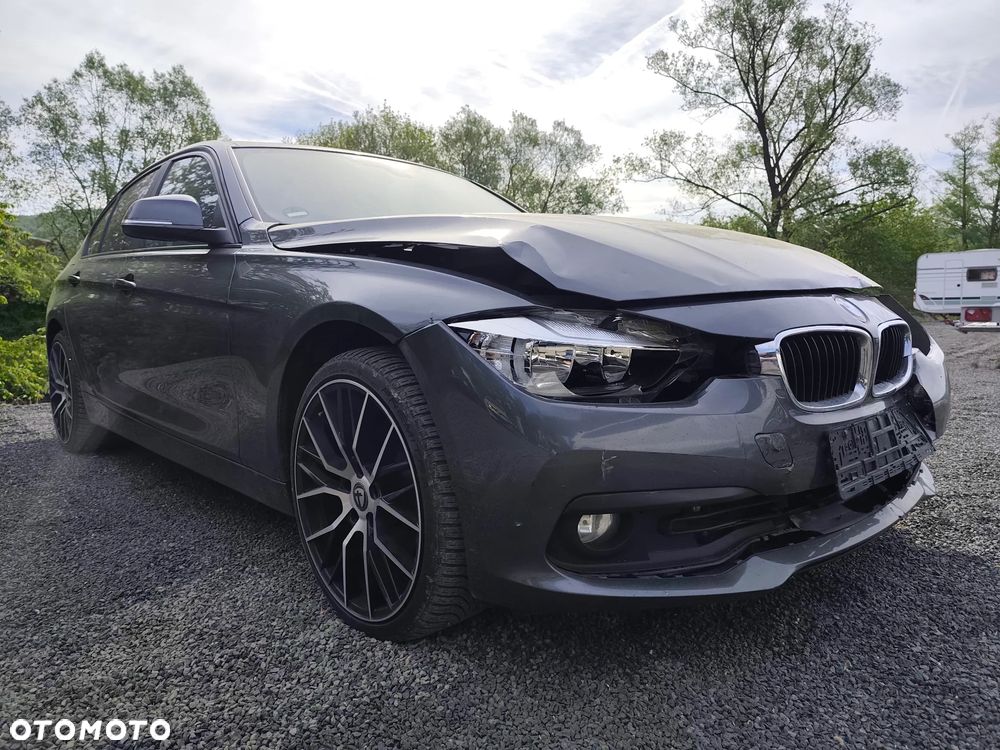 BMW Seria 3 330d xDrive Luxury Line - 10
