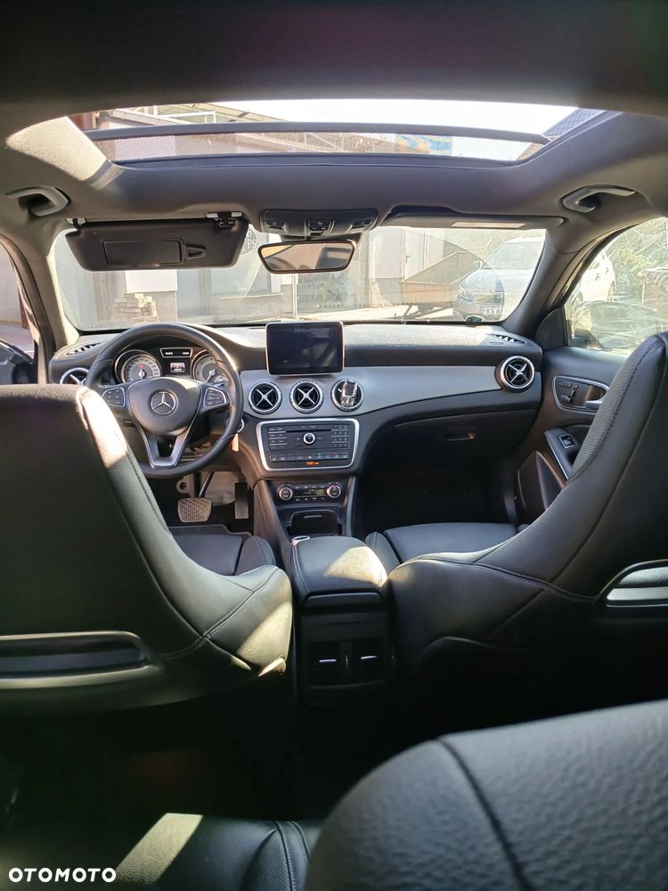 Mercedes-Benz GLA 220 d 4Matic 7G-DCT - 7