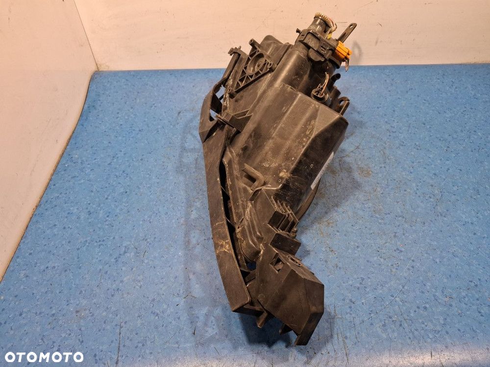 MAZDA 3 06-09 REFLEKTOR LEWY - 11