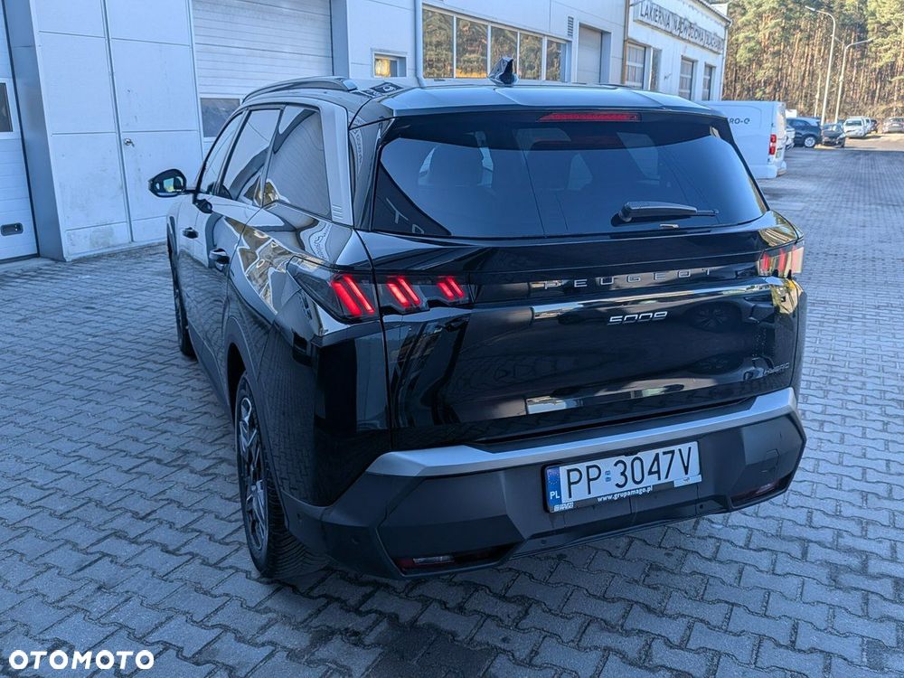 Peugeot 5008 - 5