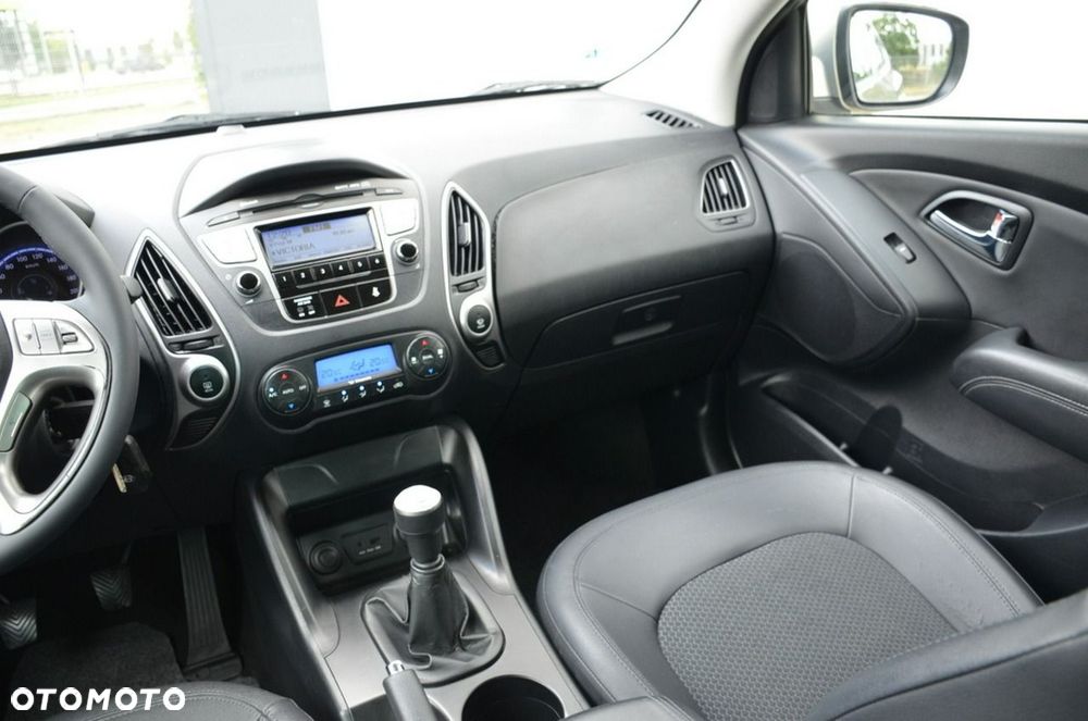 Hyundai ix35 - 25
