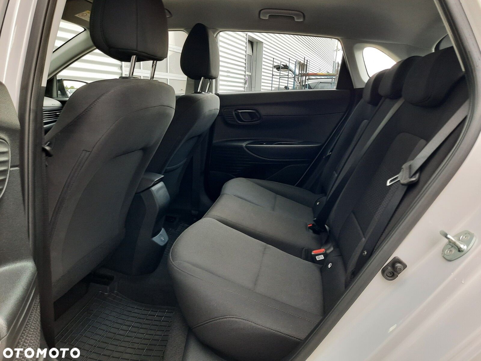 Hyundai i20 1.0 T-GDi Modern DCT - 12