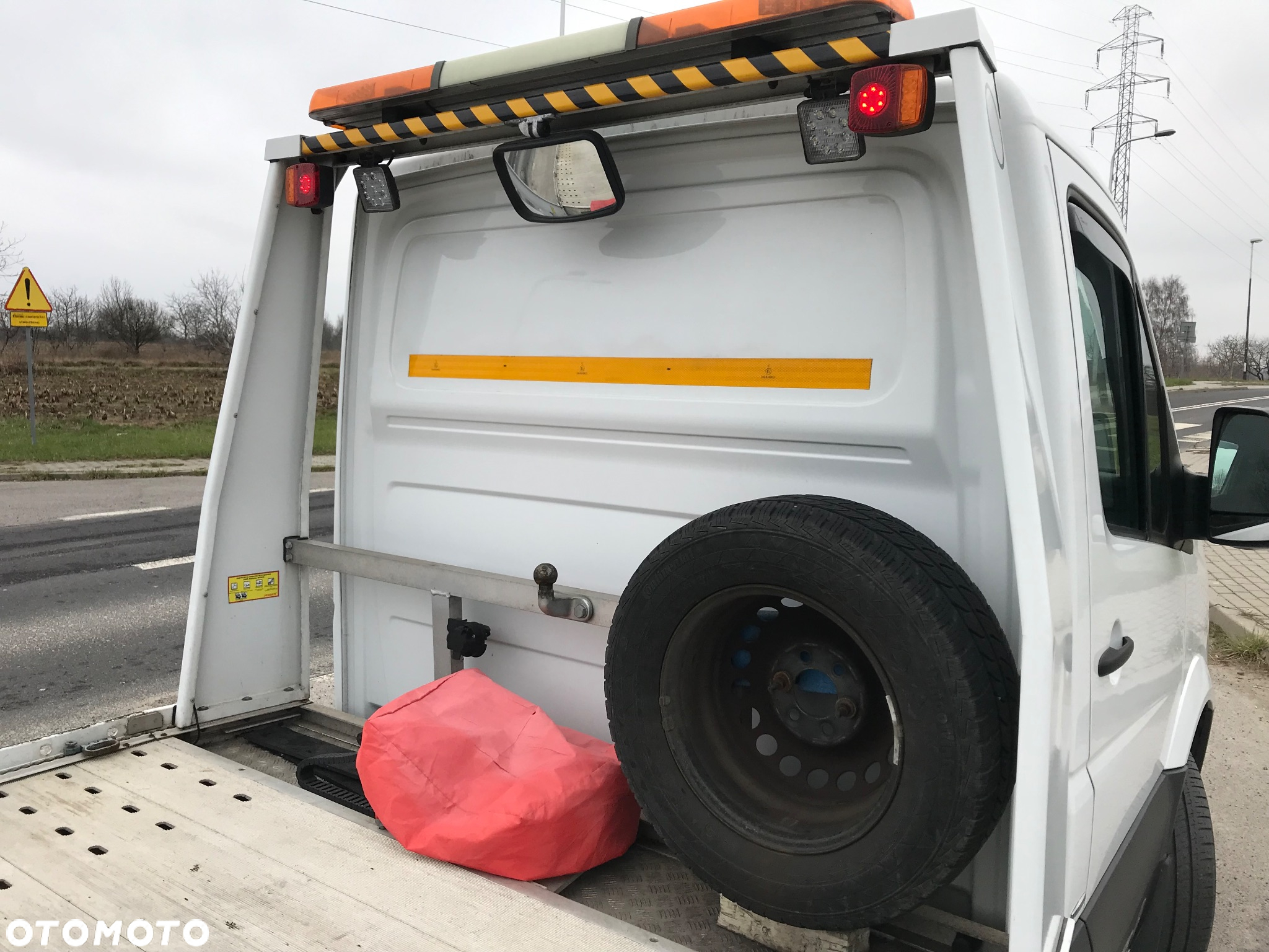Mercedes-Benz Sprinter 319 - 8