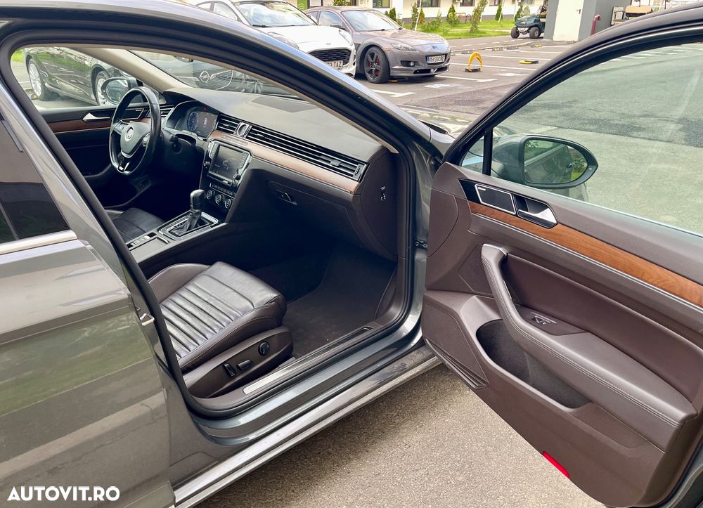 Volkswagen Passat 2.0 TDI DSG 4Motion Highline - 7