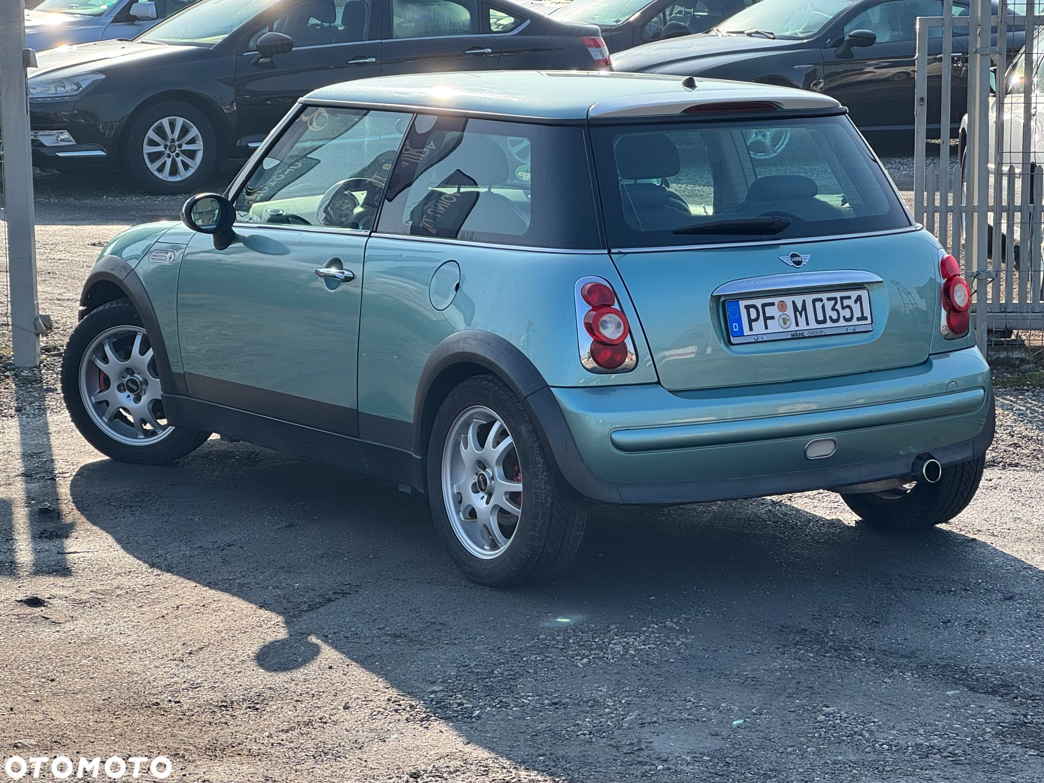 MINI ONE - 4