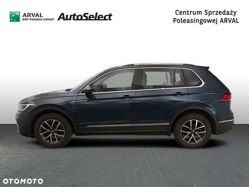 Volkswagen Tiguan - 2