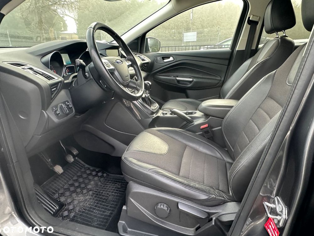 Ford Kuga 2.0 TDCi 4x4 Titanium - 8