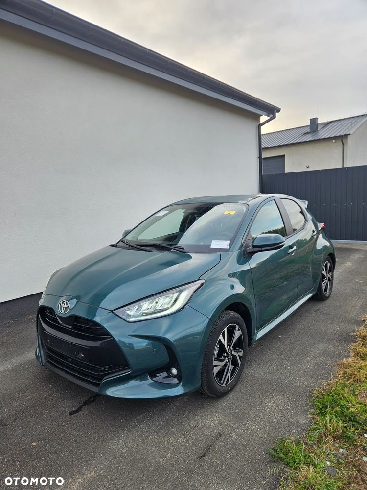 Toyota Yaris 2025 photo 2