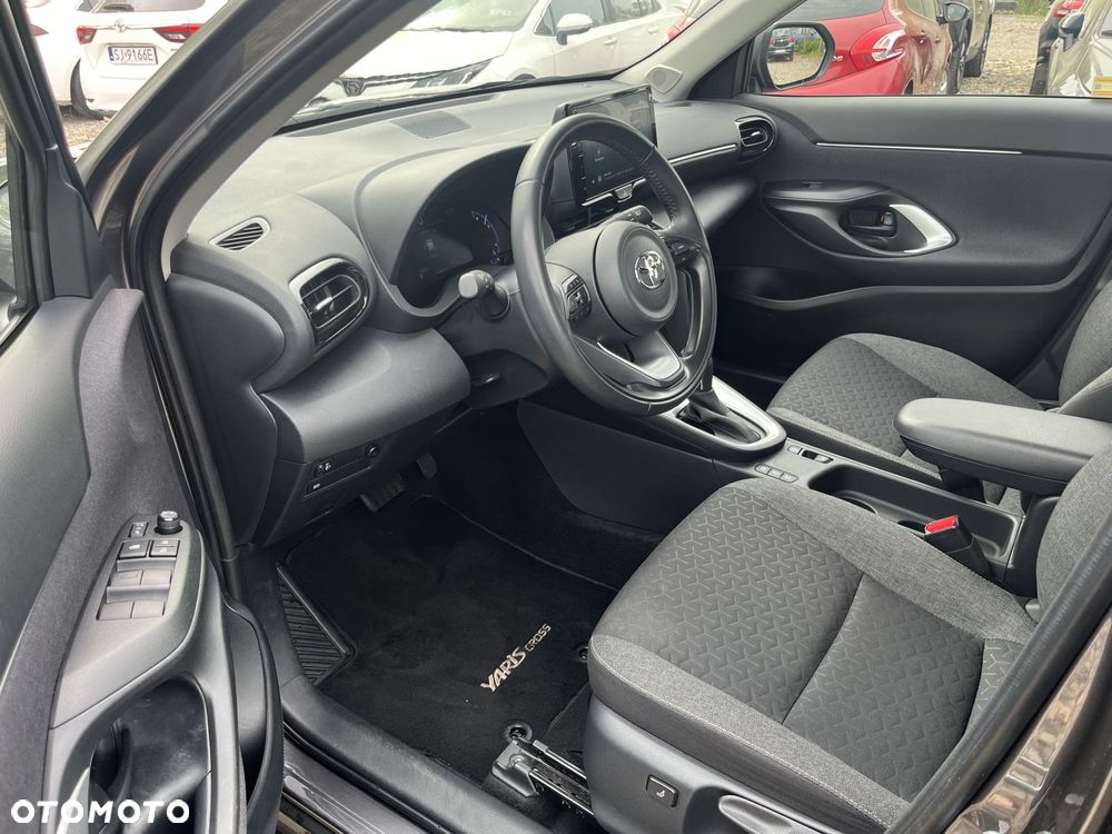 Toyota Yaris Cross Hybrid 1.5 Comfort - 16