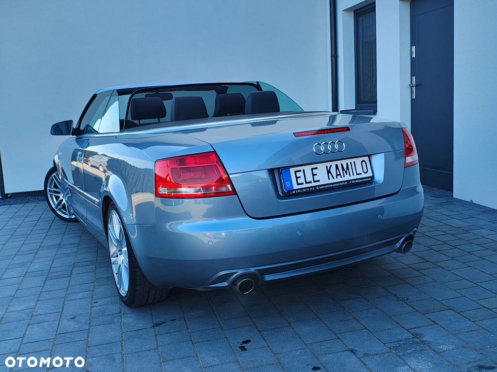 Audi A4 Cabrio 1.8 T multitronic - 24