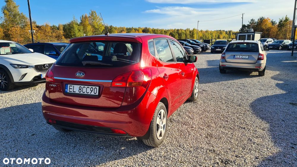 Kia Venga - 17
