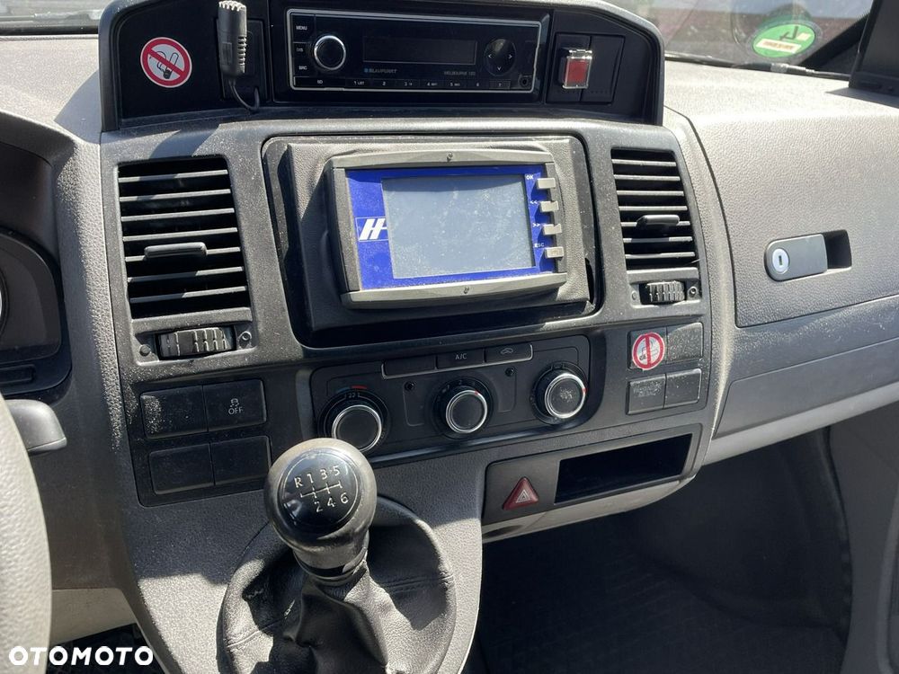 Volkswagen Transporter - 6