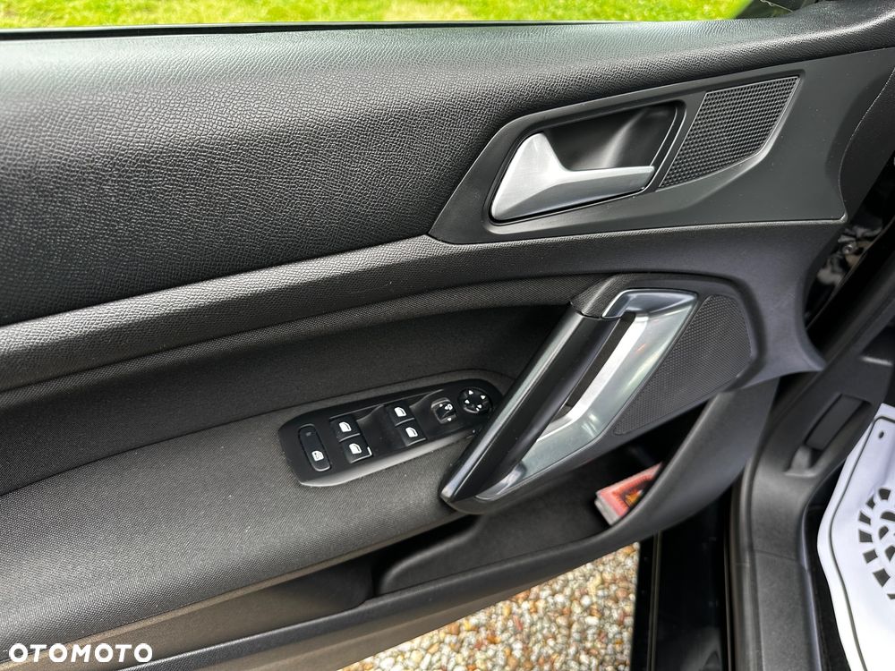 Peugeot 308 BlueHDi FAP 130 Stop & Start Allure Pack - 34