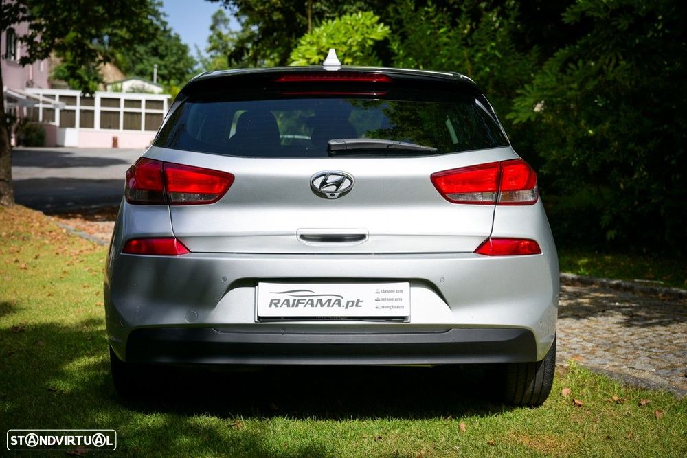Hyundai i30 1.6 CRDI STyle+Navi - 13