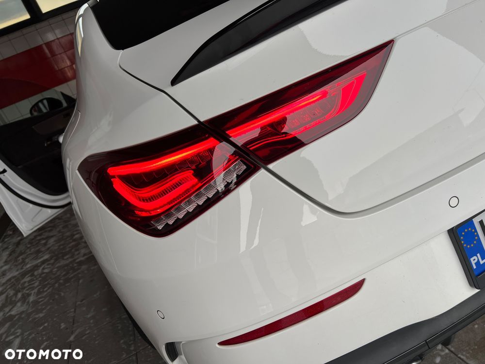 Mercedes-Benz CLA 180 7G-DCT AMG Line - 22