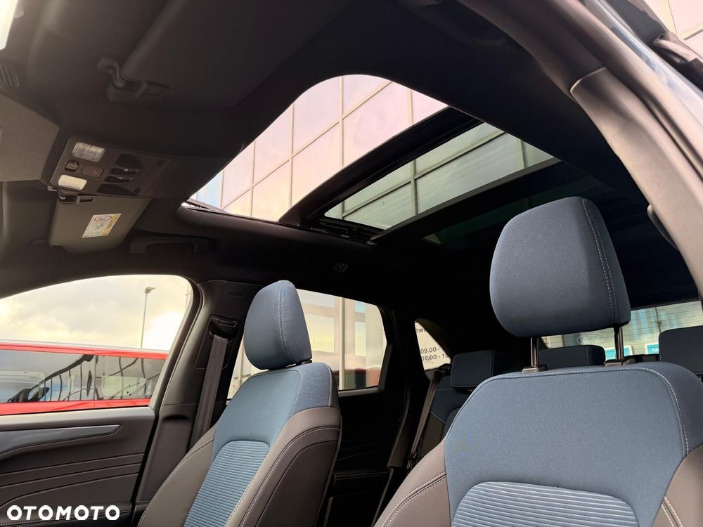 Ford Kuga - 34