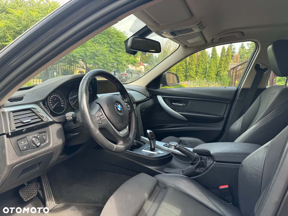 BMW Seria 3 318d Blue Performance Sport Line - 7