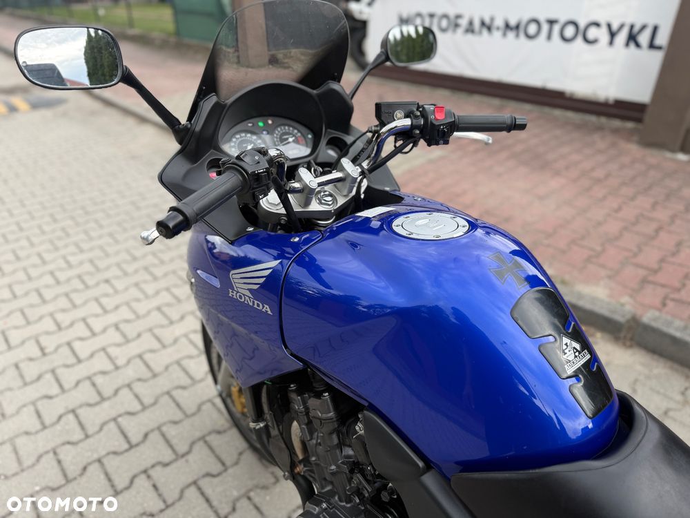 Honda CBF - 24