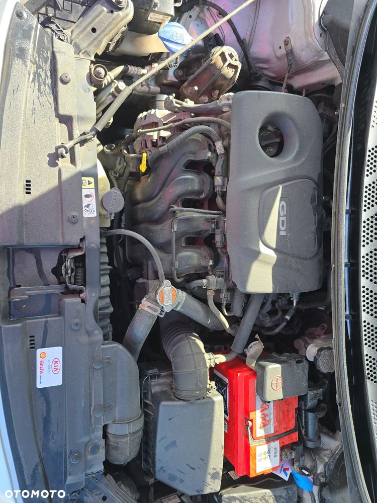 Kia Ceed - 12