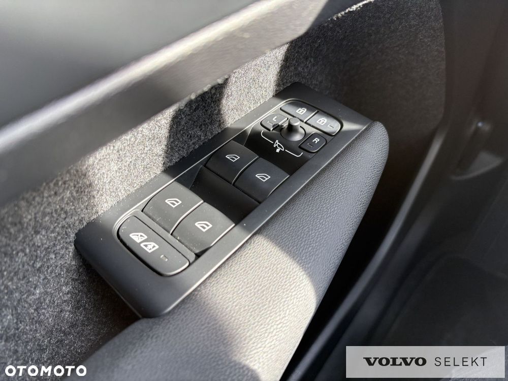 Volvo XC 40 - 23