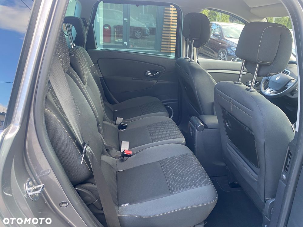 Renault Scenic 1.6 16V 110 Dynamique - 28