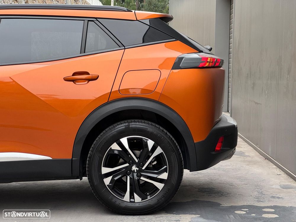 Peugeot 2008 1.2 PureTech Allure - 44