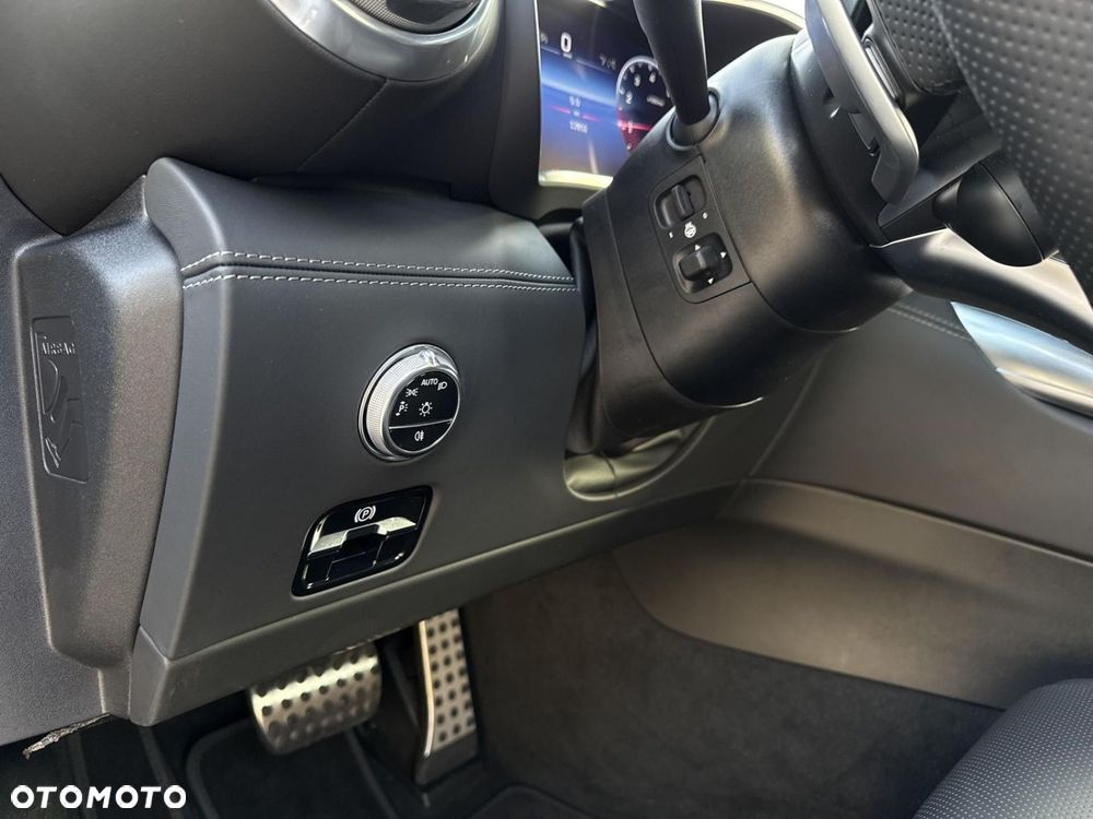 Mercedes-Benz SL - 8