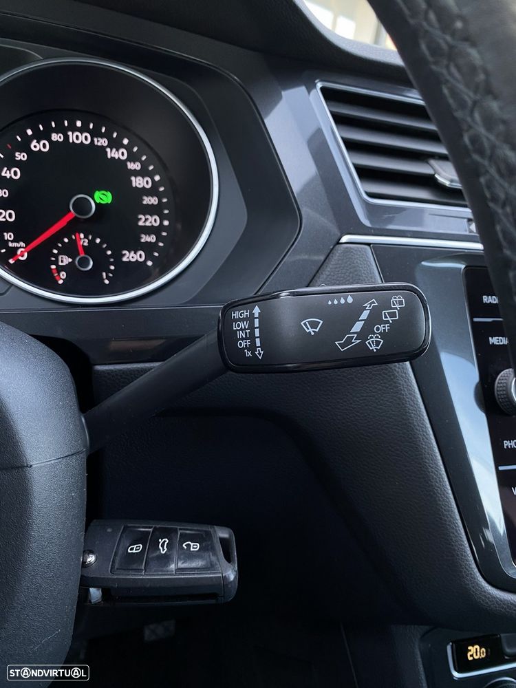 VW Tiguan Allspace 2.0 TDI Confortline DSG - 13