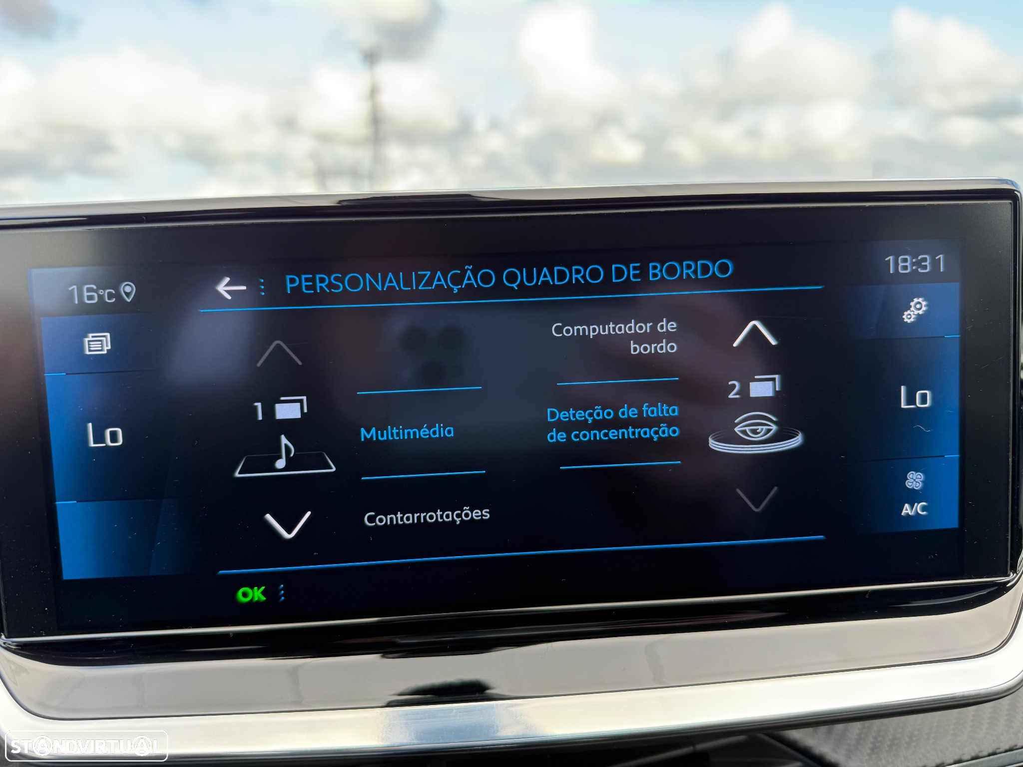 Peugeot 208 1.2 PureTech Allure - 34