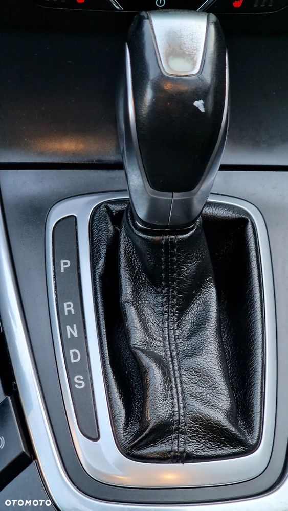 Ford S-Max - 22