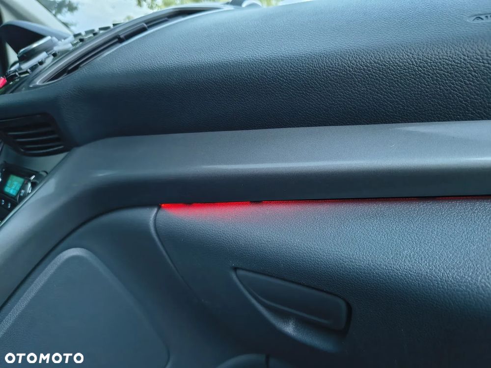Ford C-MAX 1.6 TDCi Start-Stop-System Titanium - 20