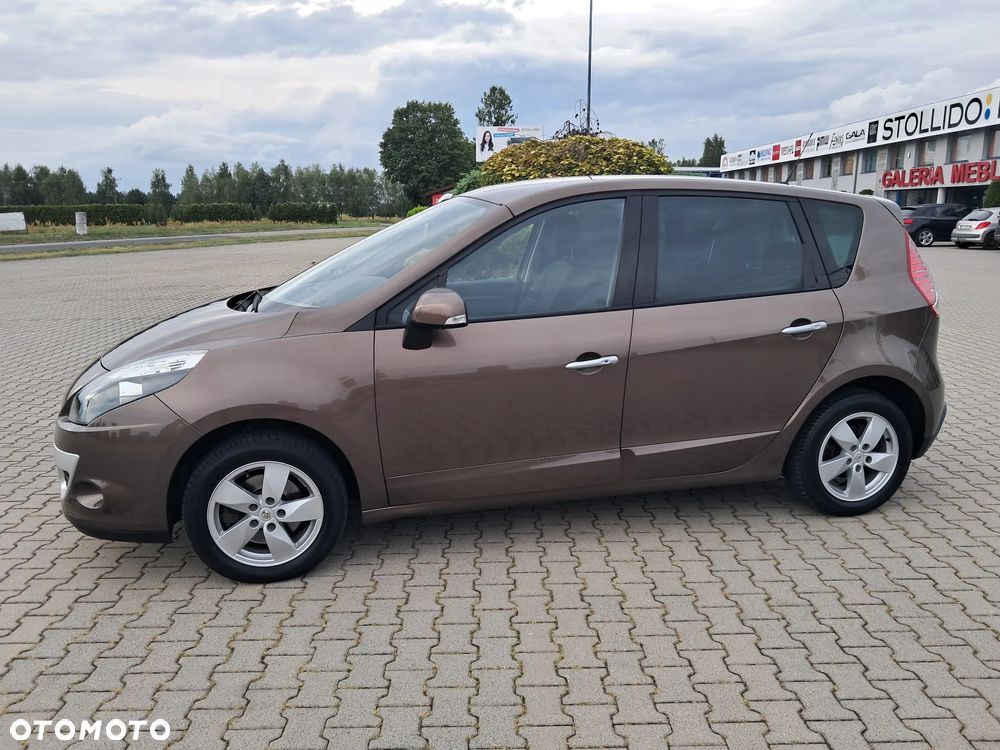 Renault Scenic 1.6 16V Luxe Privilege - 15