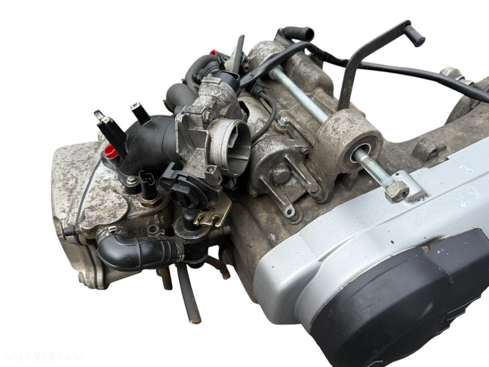 Silnik  Piaggio X8   400   14Dni GW  32.698KM - 5