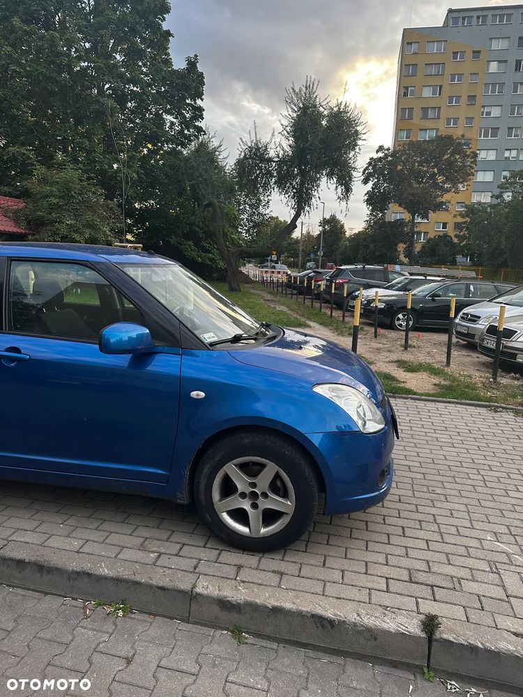 Suzuki Swift - 8