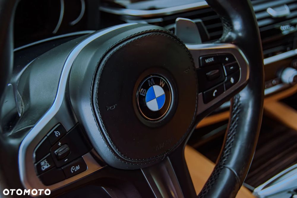 BMW Seria 5 540d xDrive - 2