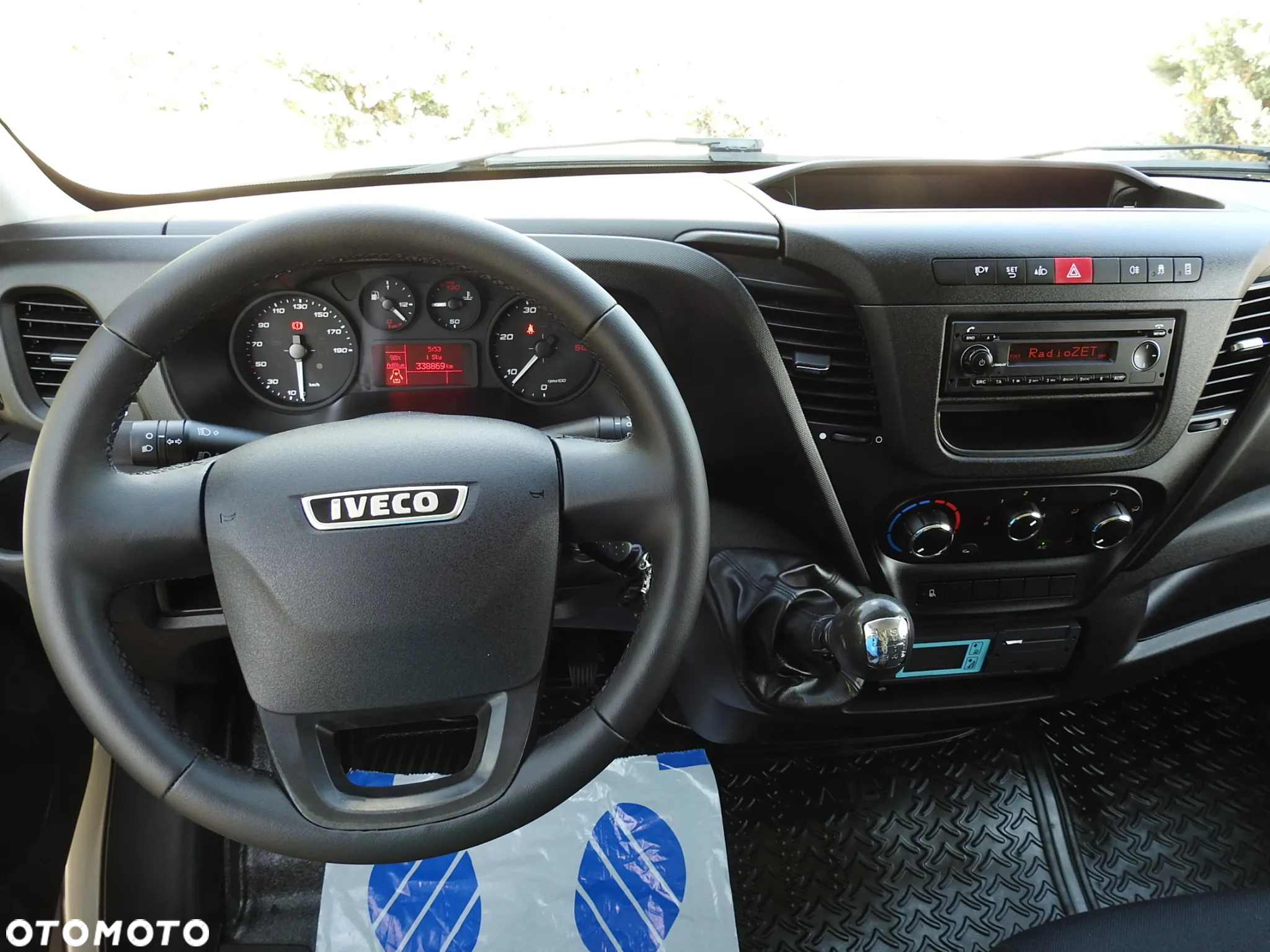 Iveco DAILY 50C15 CHŁODNIA KONTENER -5*C ZASILANIE 230V KLIMATYZACJA BLIŹNIACZE KOŁA 150KM [ 279041 ] - 33