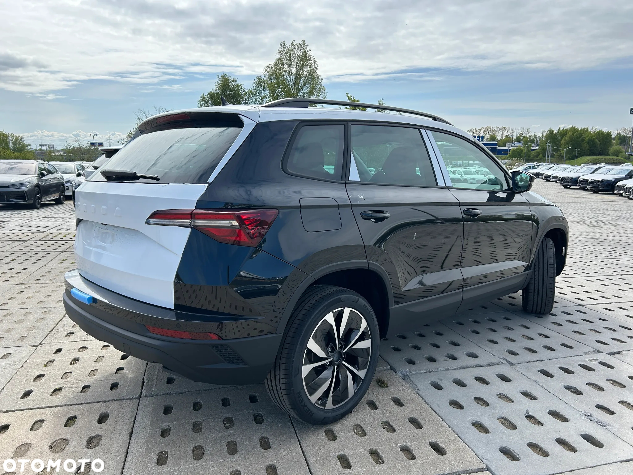 Skoda Karoq 1.5 TSI ACT Edition 130 DSG - 8