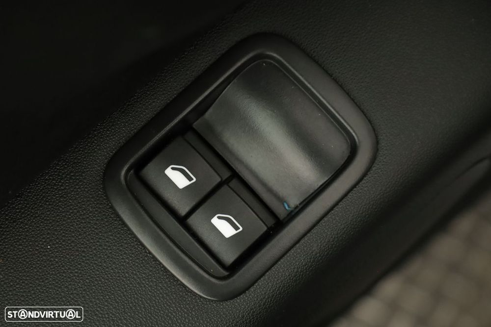 Citroën C3 1.2 PureTech Plus - 18